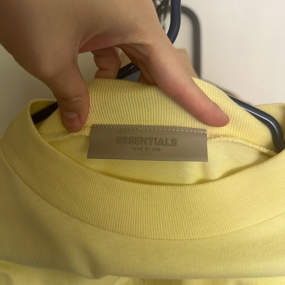 Fear OF GOD Essentials Long Sleeve shirt size S(14-16) in EUC - Picture 7 of 8
